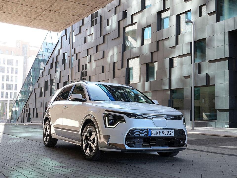 Design exterior inteligent și elegant, cu personalitate debordantă